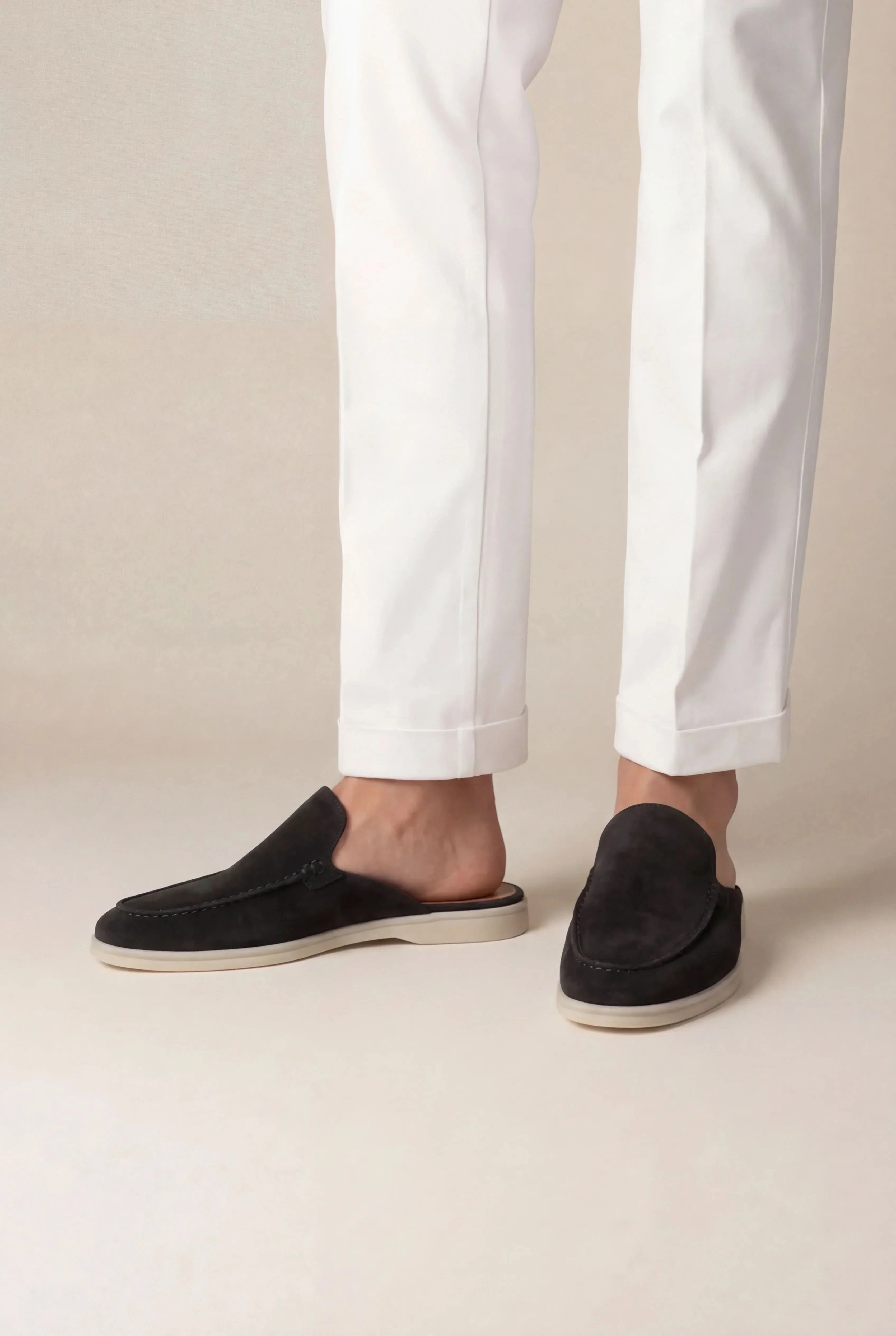 Suède Yacht Mule Black