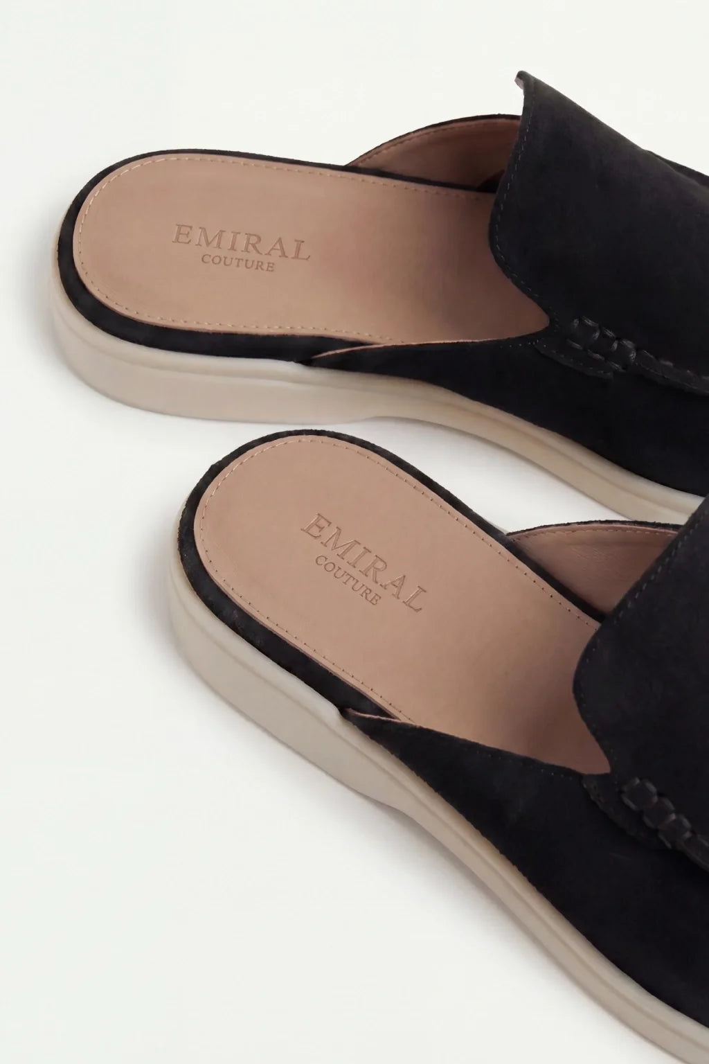 Suède Yacht Mule Black