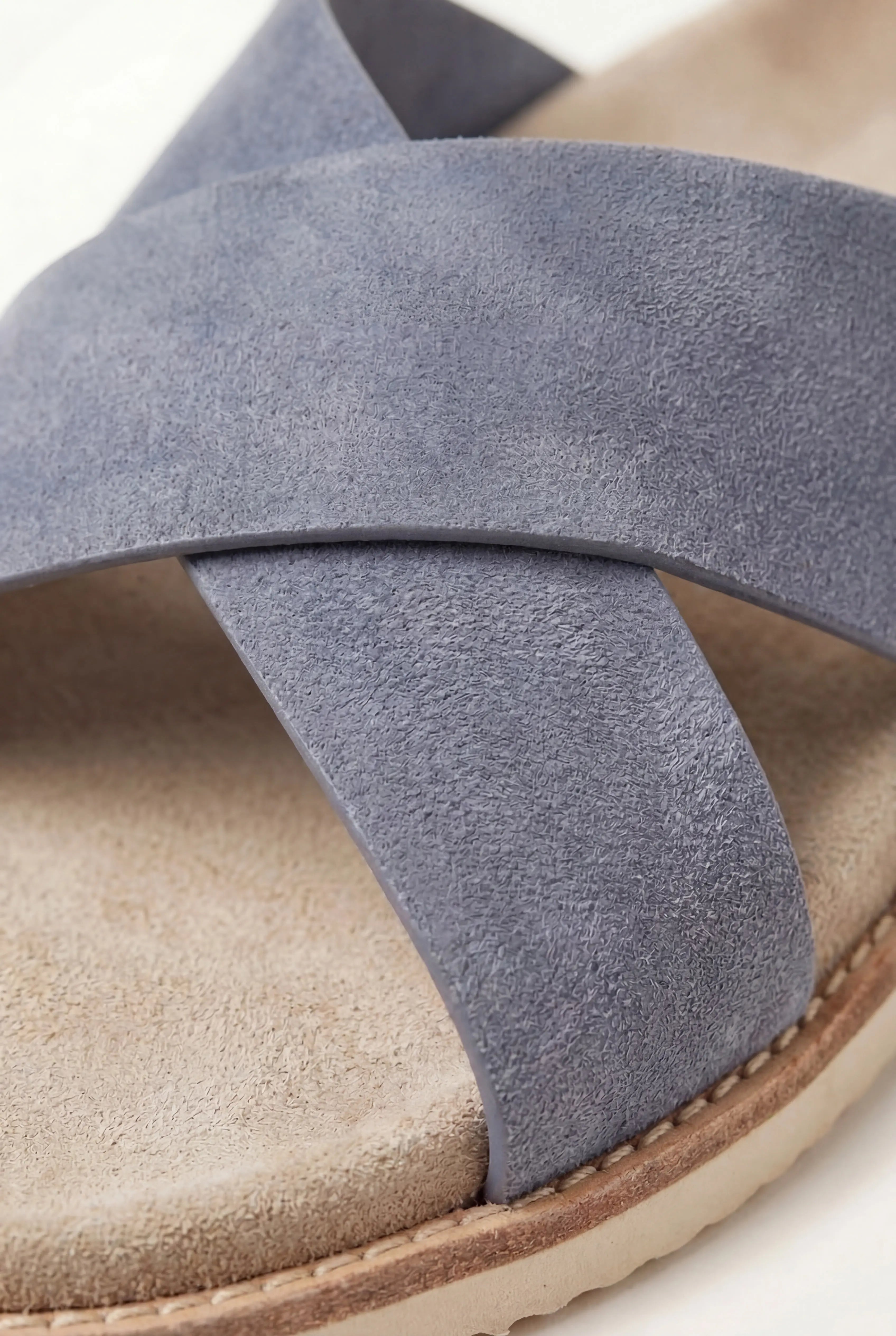 Brescaro Suède Cross Slide Lavender Blue