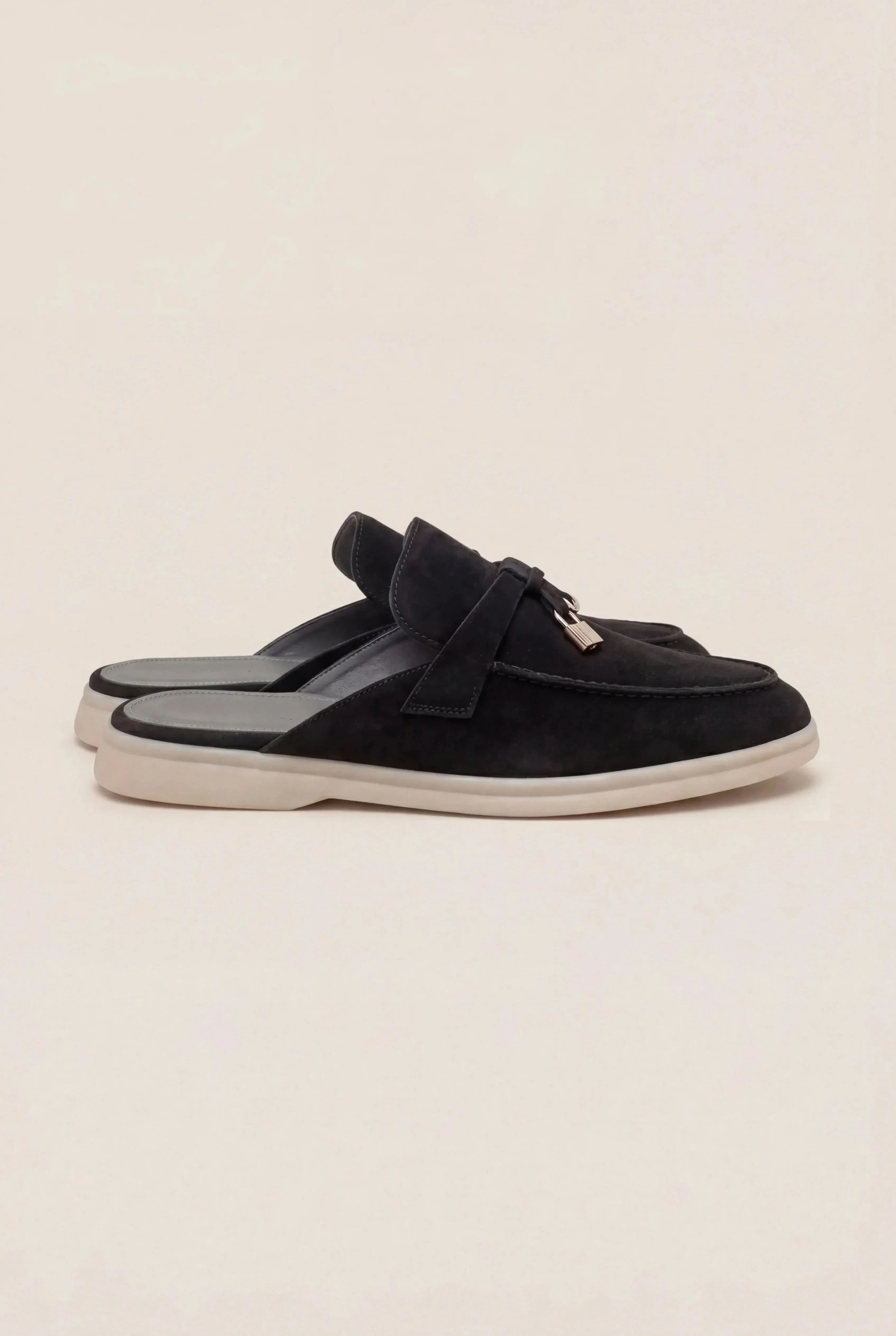 Suède Black Explorer Mule