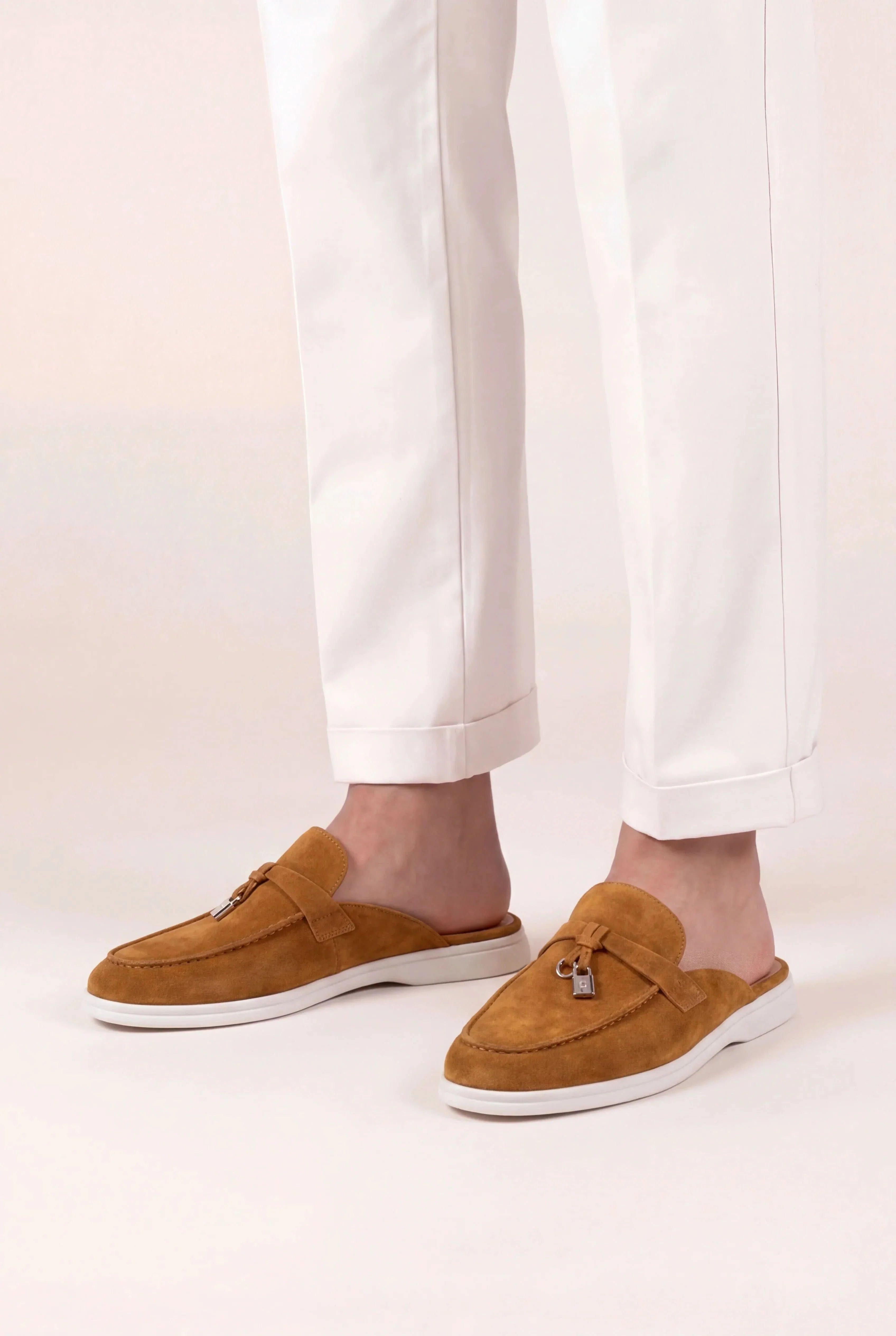 Suède Maroon Explorer Mule